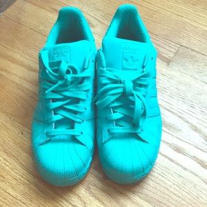 Special Edition (Pharrell) Spring Adidas Shell Toes